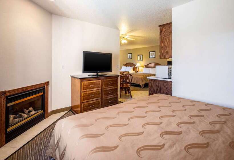 هتل Quality Inn Keystone Near Mount Rushmore