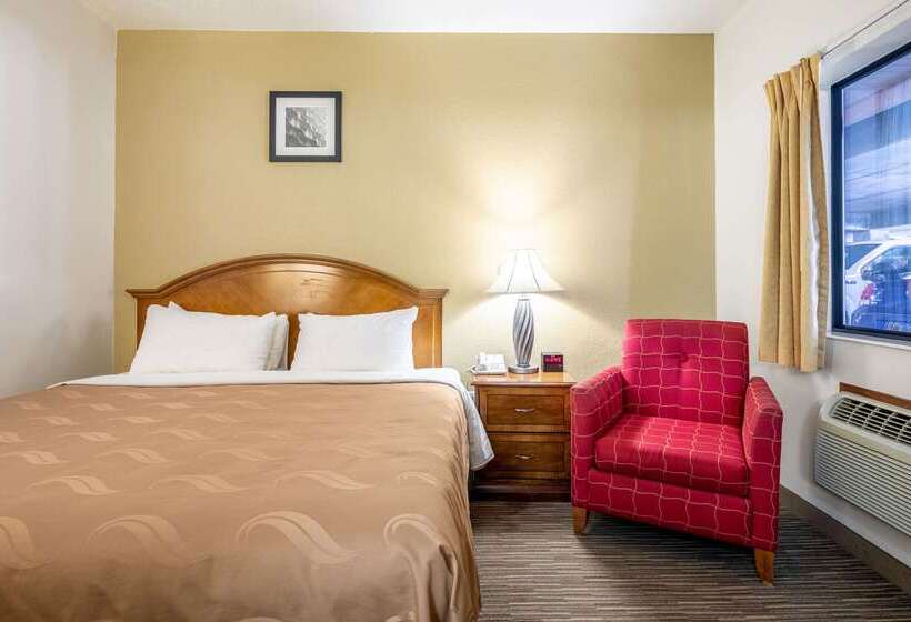 هتل Quality Inn Keystone Near Mount Rushmore