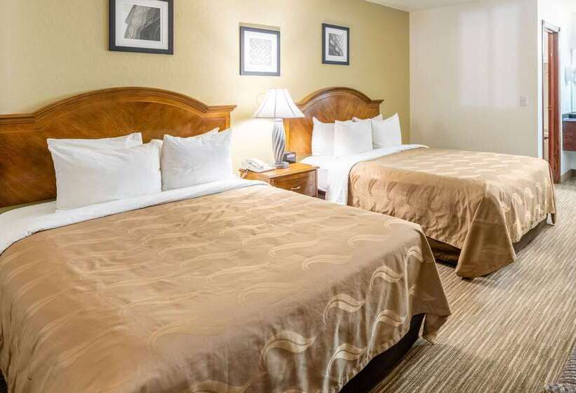 هتل Quality Inn Keystone Near Mount Rushmore