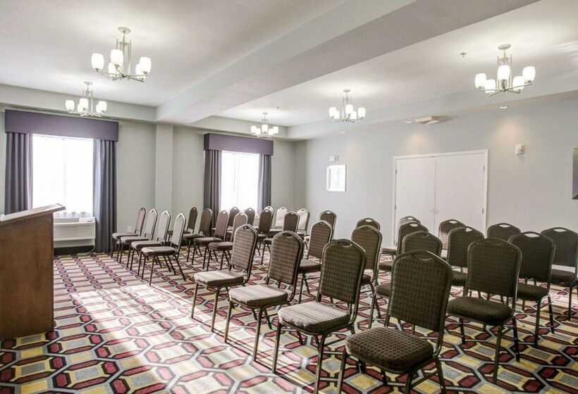 هتل Quality Inn & Suites Bryan College Station