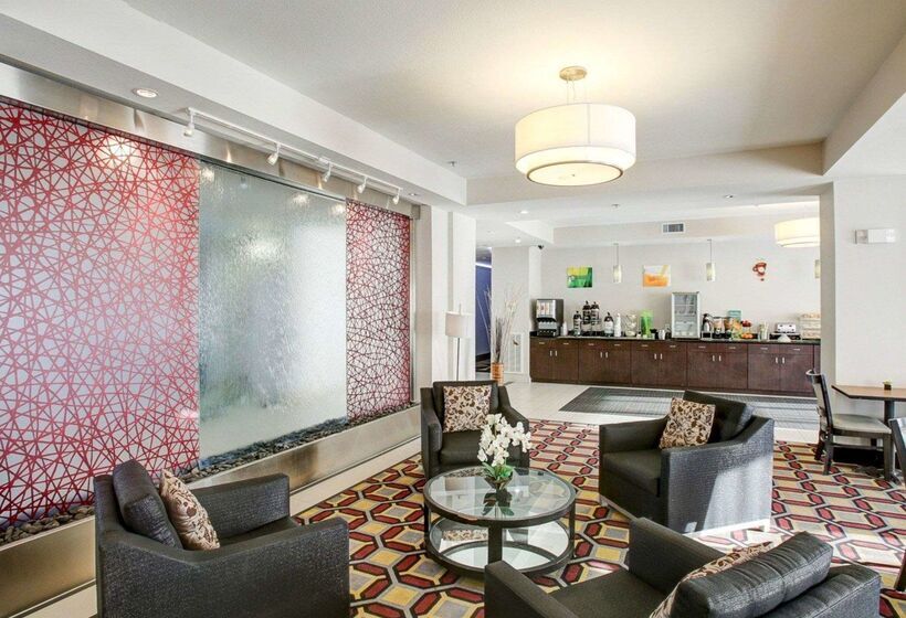 هتل Quality Inn & Suites Bryan College Station