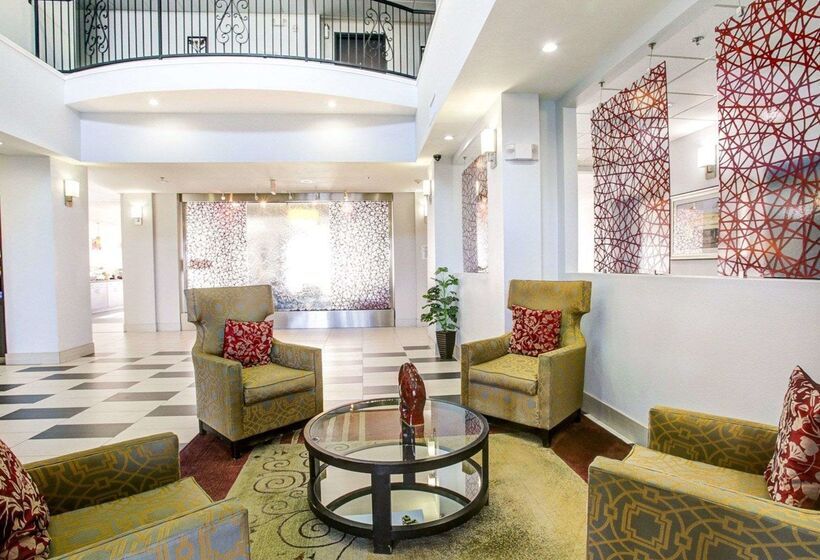 هتل Quality Inn & Suites Bryan College Station