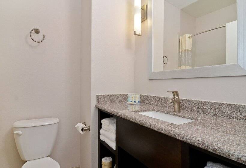 هتل Quality Inn & Suites Bryan College Station