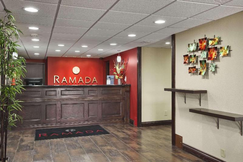 Hotel Ramada By Wyndham Tulsa