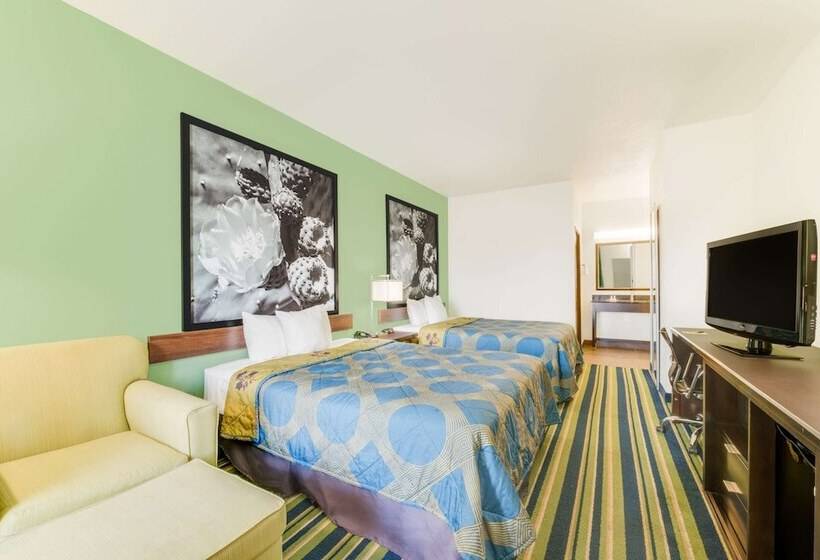 酒店 Super 8 By Wyndham Cotulla Tx