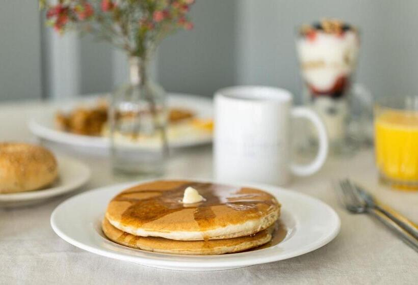 فندق The Litchfield Inn