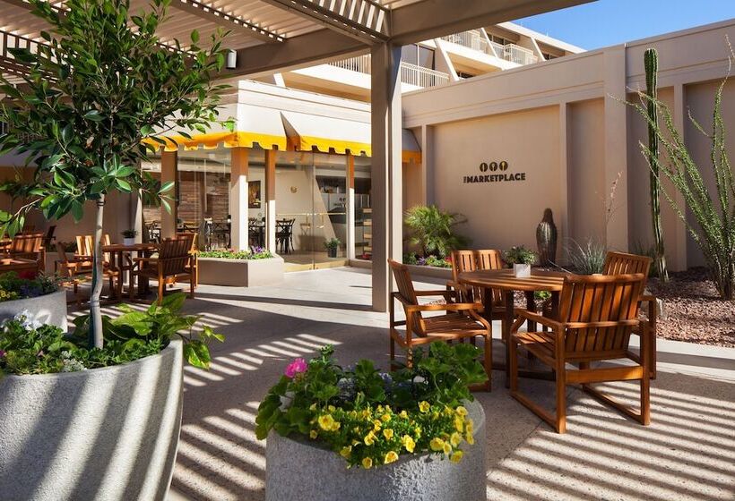 هتل The Canyon Suites At The Phoenician, A Luxury Collection Resort, Scottsdale