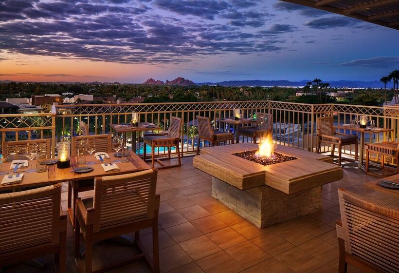 هتل The Canyon Suites At The Phoenician, A Luxury Collection Resort, Scottsdale