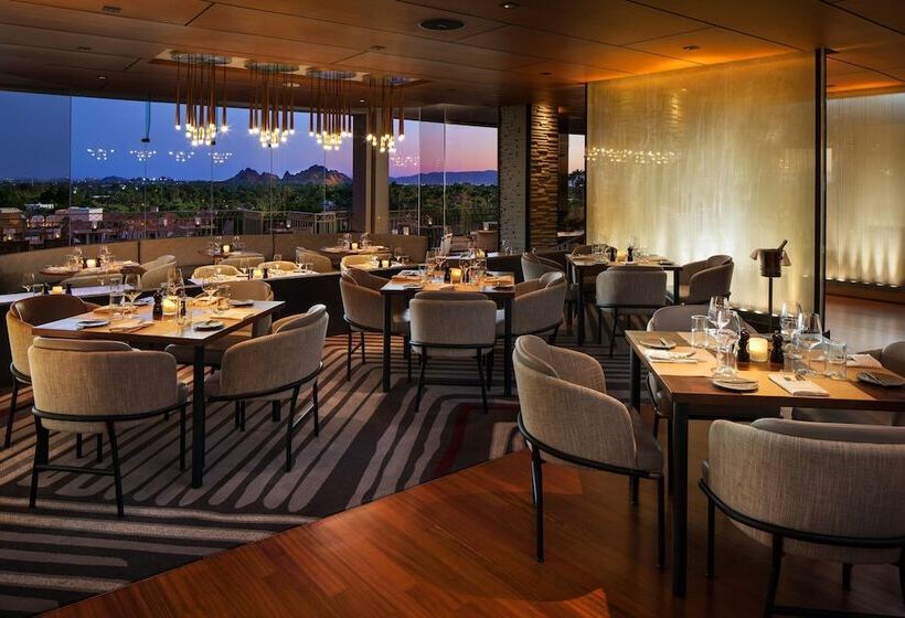هتل The Canyon Suites At The Phoenician, A Luxury Collection Resort, Scottsdale