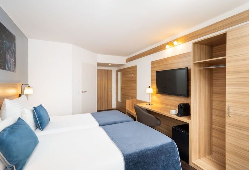 Fotos del hotel Star Inn Hotel Wien Schönbrunn:  2