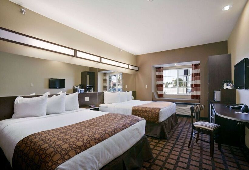 Microtel Inn & Suites