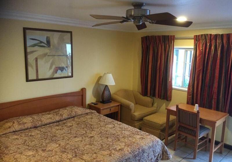 مُتل Bayshore Inn Ventura
