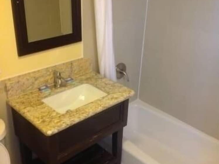 مُتل Bayshore Inn Ventura