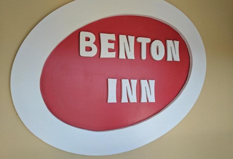 مُتل Benton Inn