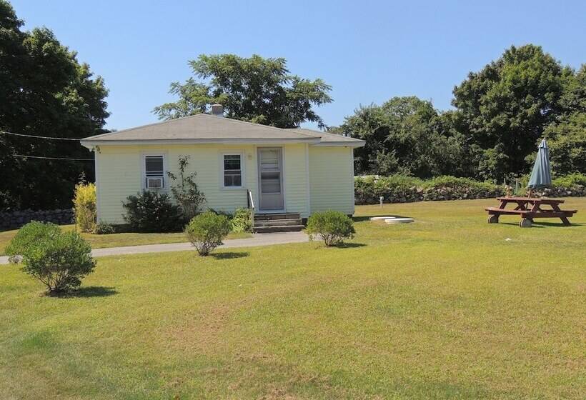 Phil & Anns Sunset Motel, Charlestown as melhores ofertas com Destinia