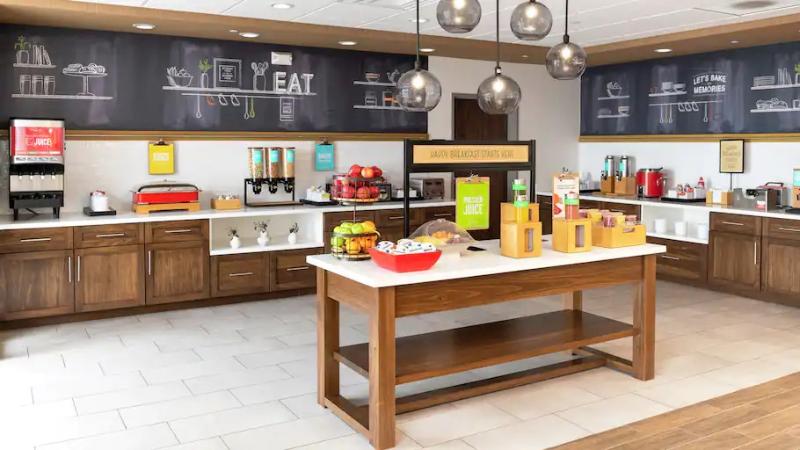 هتل Hampton Inn & Suites Miami Kendall