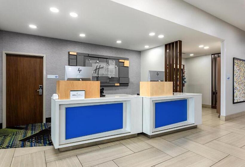 هتل Holiday Inn Express & Suites   Miramar, An Ihg