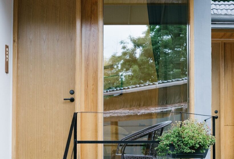 호텔 Yue Shan Shui She Taining