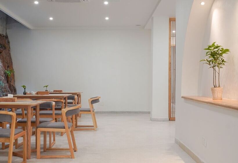 호텔 Yue Shan Shui She Taining