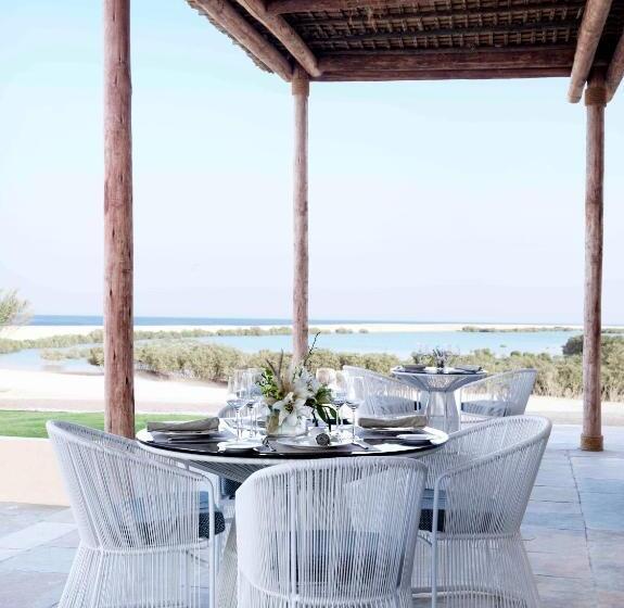 Anantara Sir Bani Yas Island Al Yamm Villa Resort