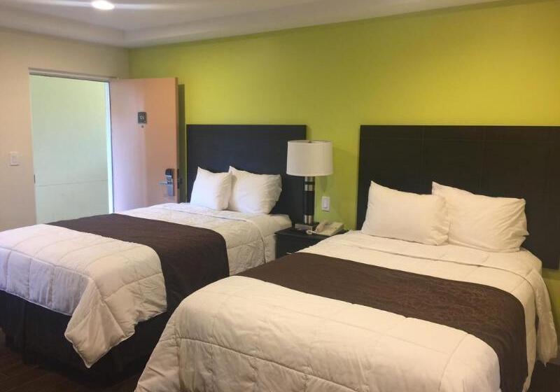 Curtis Inn & Suites