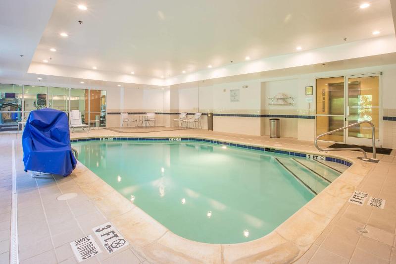 Fairfield Inn & Suites By Marriott Columbus