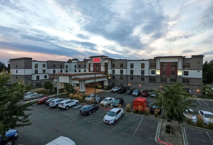 Hampton Inn & Suites Dupont