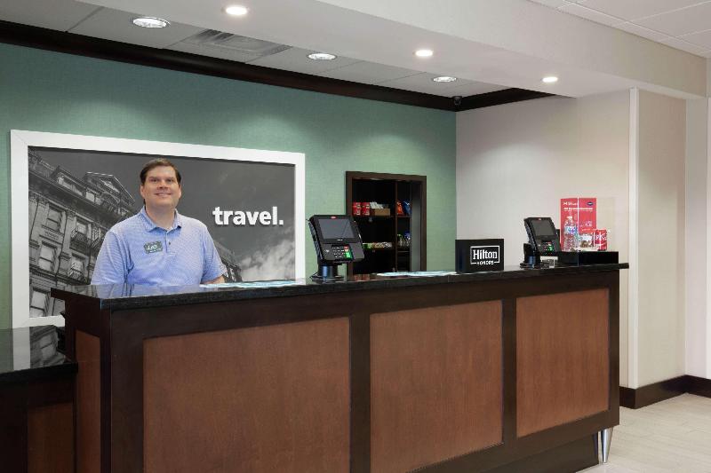 Hampton Inn & Suites Wheelingthe Highlands