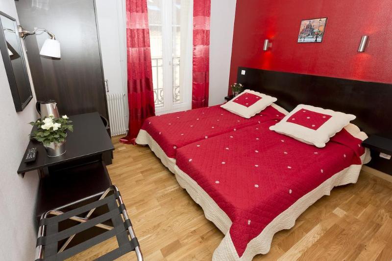 هتل Huni Hôtel