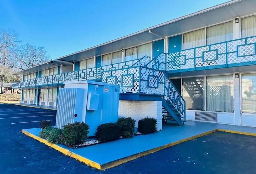 هتل Econo Lodge