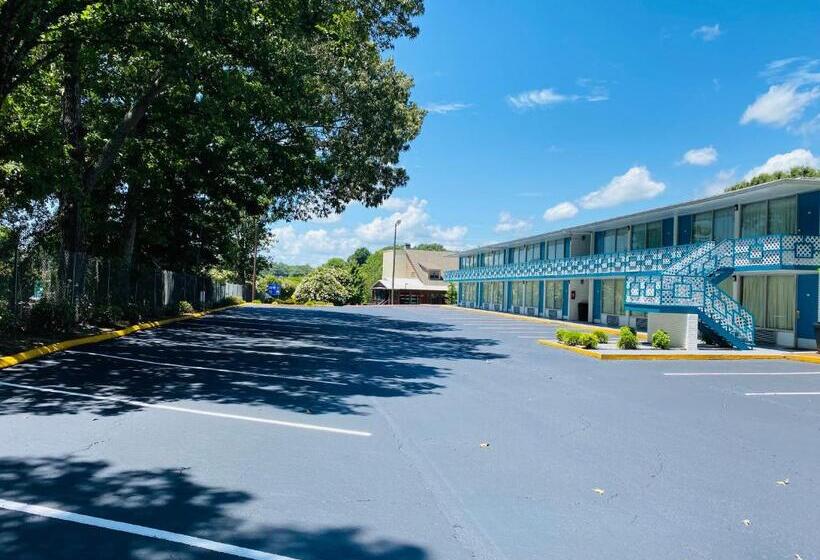 هتل Econo Lodge