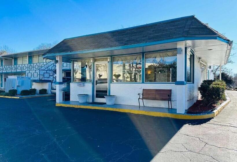 هتل Econo Lodge