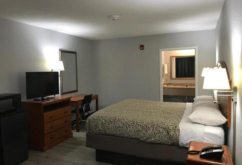 هتل Walnut Inn   Checotah