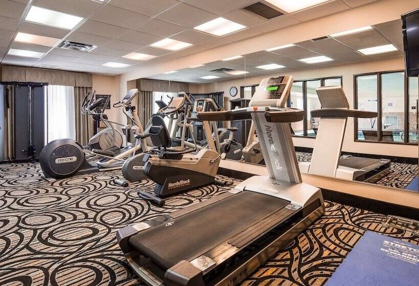 هتل Best Western Plus Airport Inn & Suites