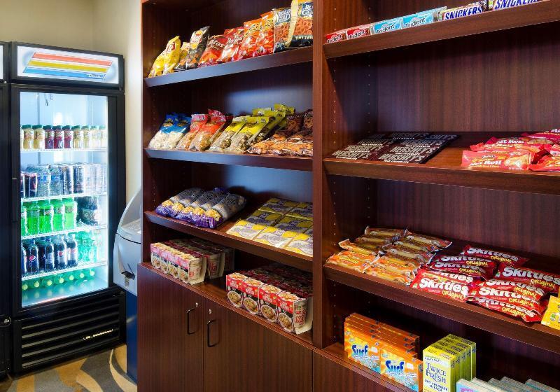 Отель Best Western Shelby Inn & Suites