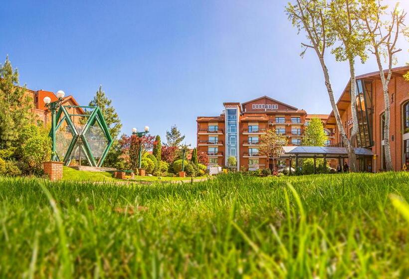 هتل Caro Horoscop