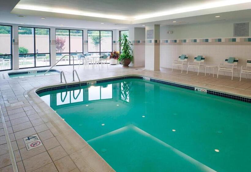فندق Courtyard Bristol