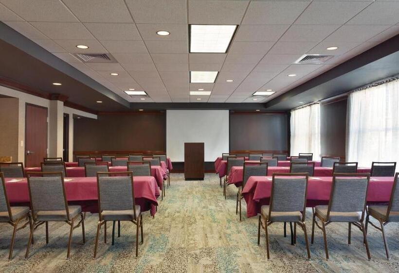 هتل Courtyard By Marriott Fort Smith Downtown