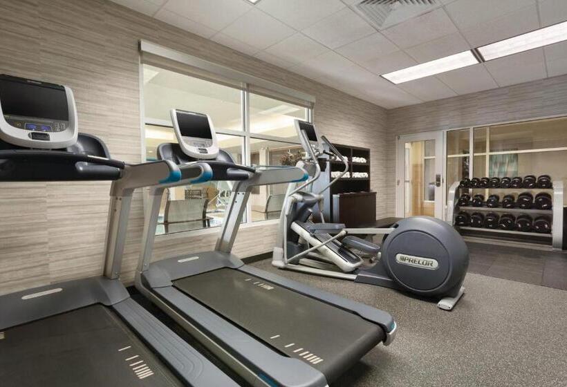 هتل Courtyard By Marriott Fort Smith Downtown