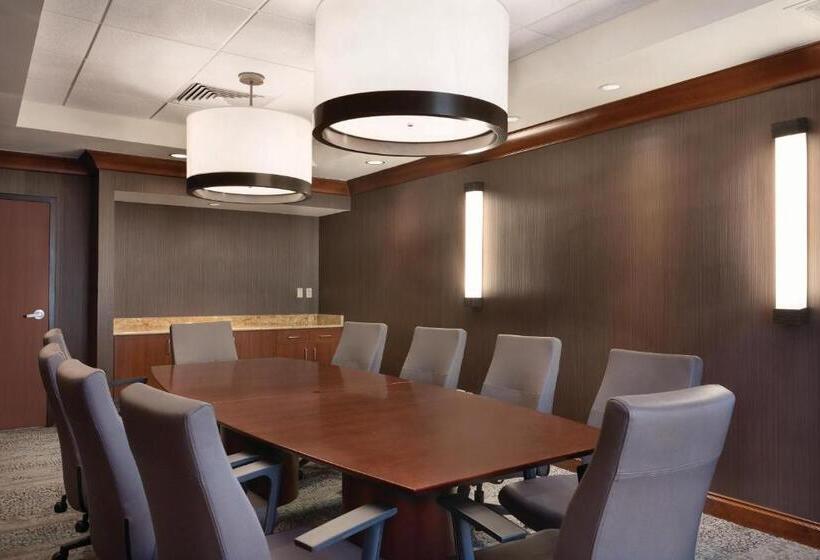 هتل Courtyard By Marriott Fort Smith Downtown