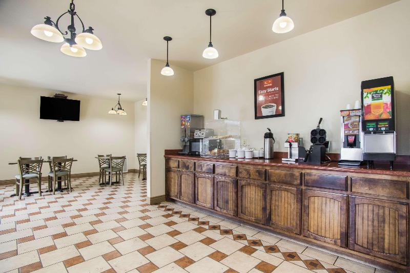 فندق Econo Lodge