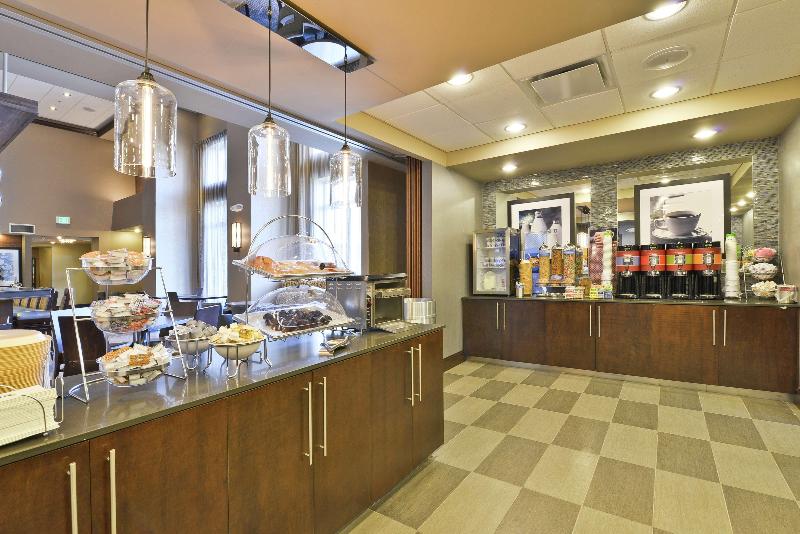 هتل Hampton Inn & Suites Greensboro/coliseum Area