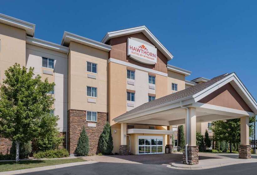 هتل Hawthorn Suites By Wyndham Williston