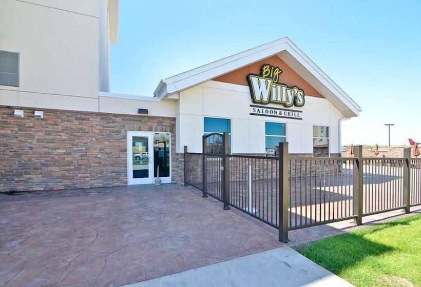 هتل Hawthorn Suites By Wyndham Williston