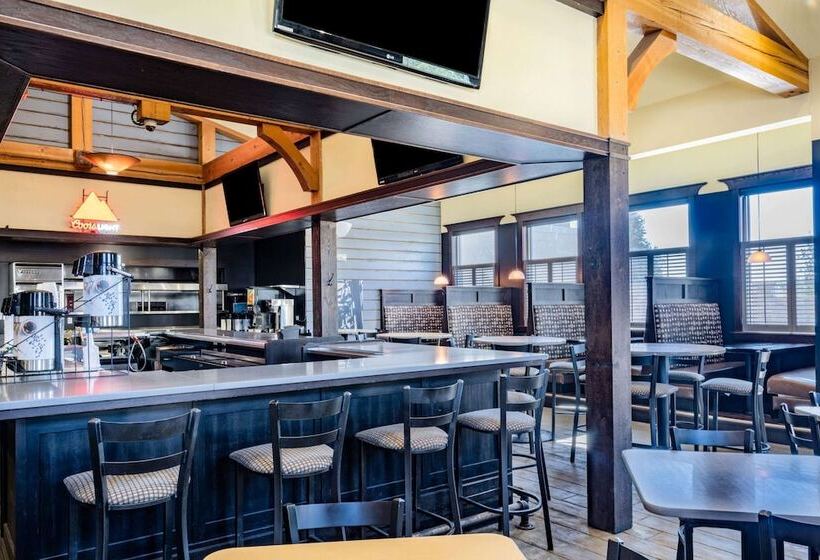 هتل Hawthorn Suites By Wyndham Williston
