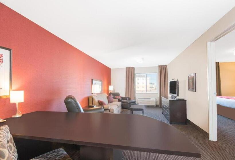 هتل Hawthorn Suites By Wyndham Williston
