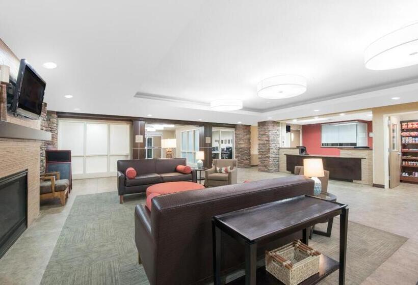 هتل Hawthorn Suites By Wyndham Williston