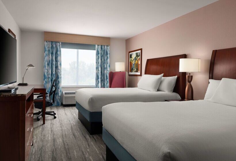 هتل Hilton Garden Inn Ann Arbor