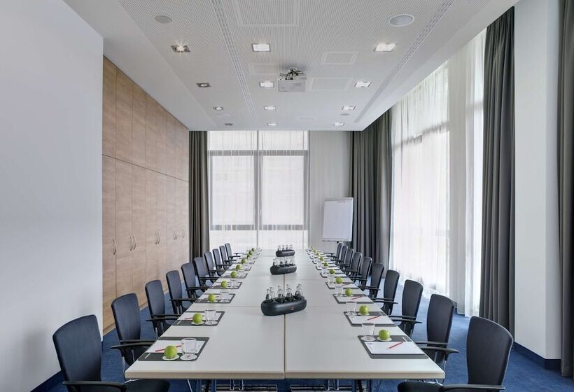 Fotos del hotel Intercity Berlin Hauptbahnhof:  6