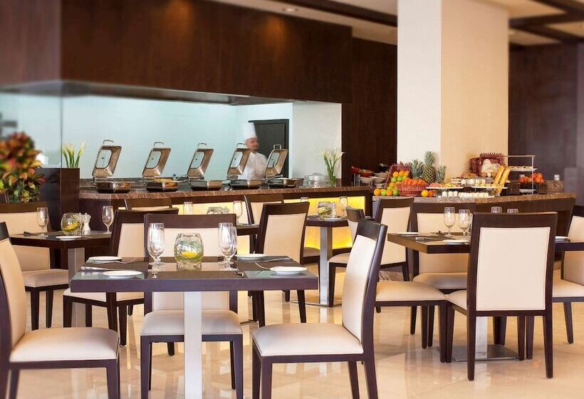 Fotos del hotel Mövenpick  Apartments Al Mamzar Dubai:  30